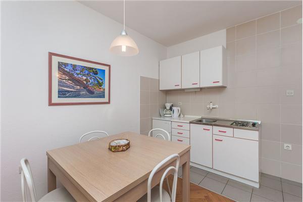 Apartment A2, for 3 persons
