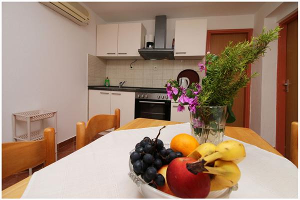 Apartment A4, for 5 persons