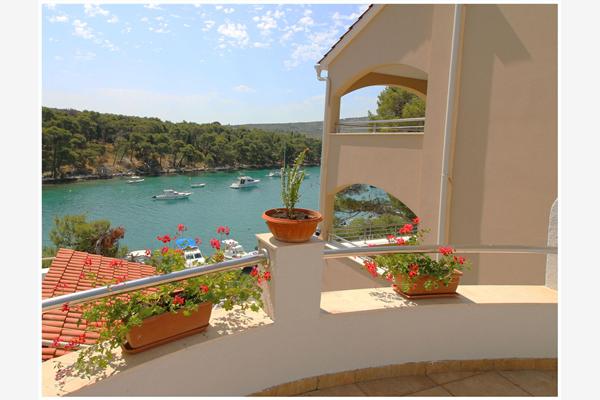 Apartment A4, for 5 persons