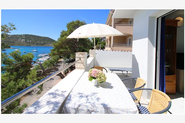 Apartment A3, for 4 persons