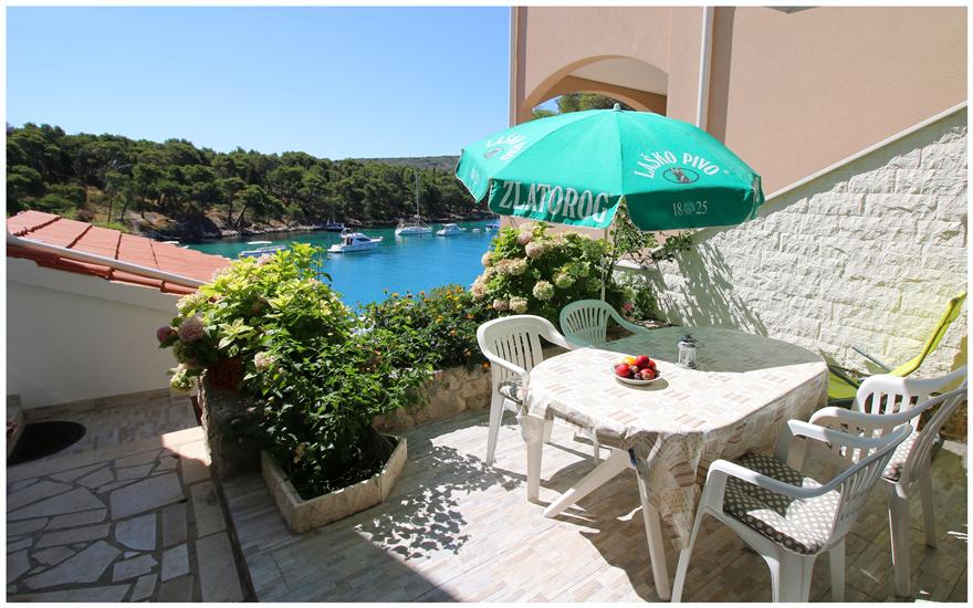 Apartment A2, for 4 persons