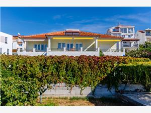 Apartment Split and Trogir riviera,BooktreeFrom 128 €
