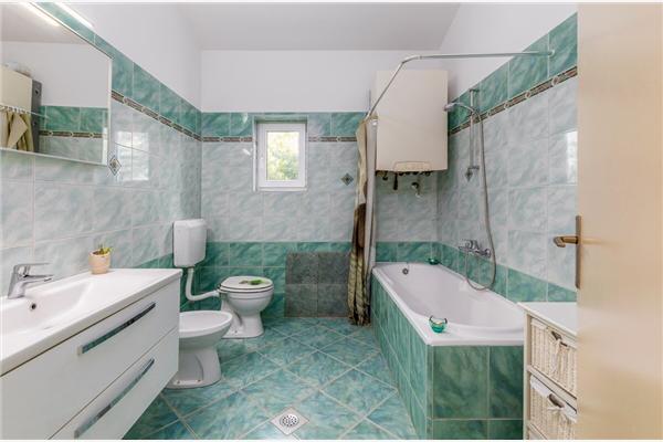 House K1, for 11 persons