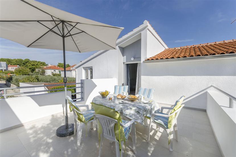 Apartment A3, for 5 persons