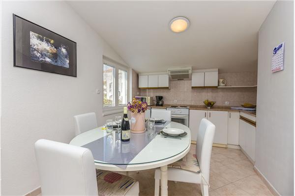 Apartment A3, for 5 persons