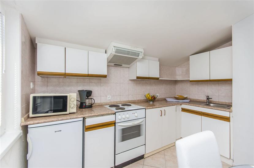 Apartment A3, for 5 persons