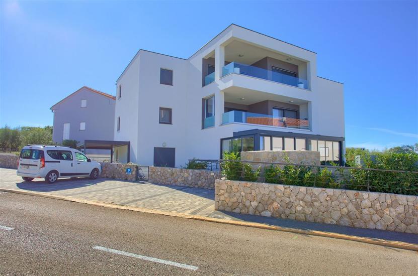 Apartment Crystal Aura