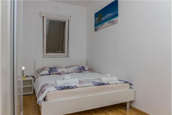 Apartment A2, for 6 persons
