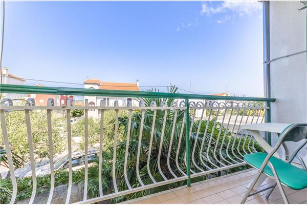 Room S3, for 2 persons