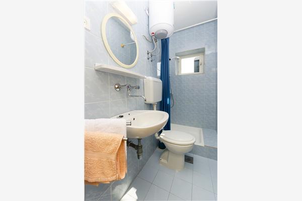 Room S4, for 2 persons