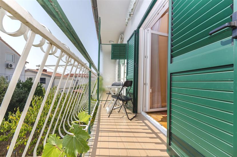 Room S5, for 2 persons