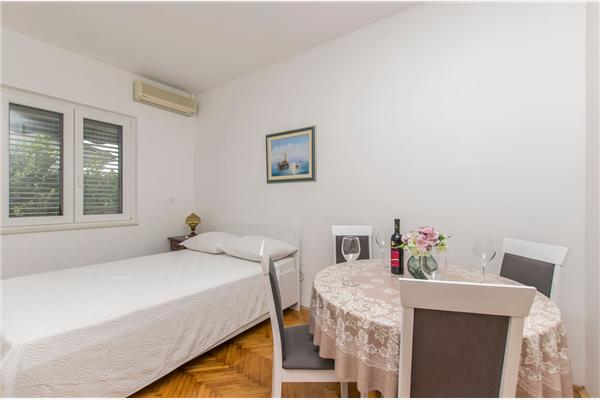 Apartment A1, for 4 persons