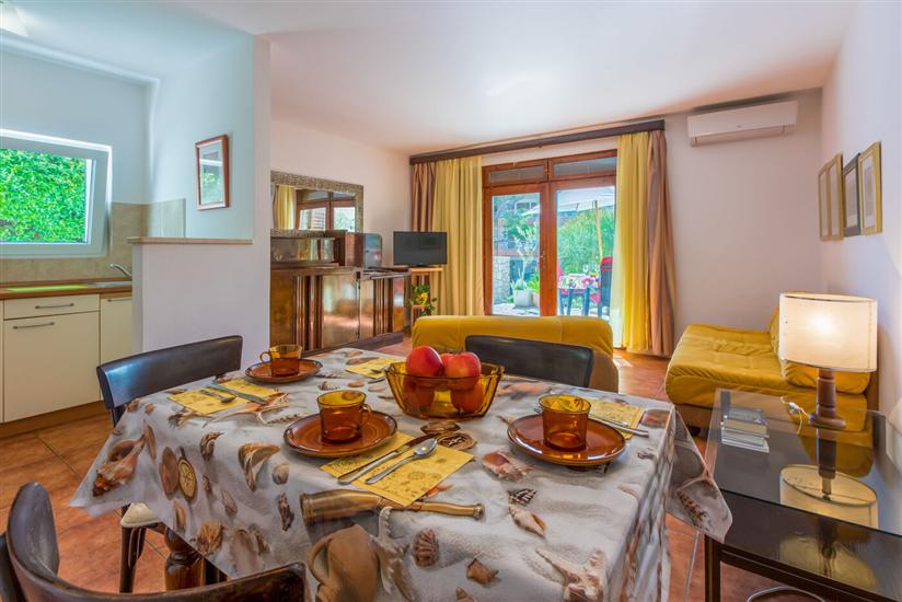 Apartment A1, for 4 persons