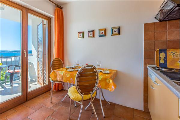 Apartment A4, for 3 persons