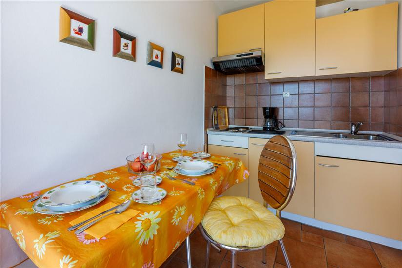 Apartment A4, for 3 persons