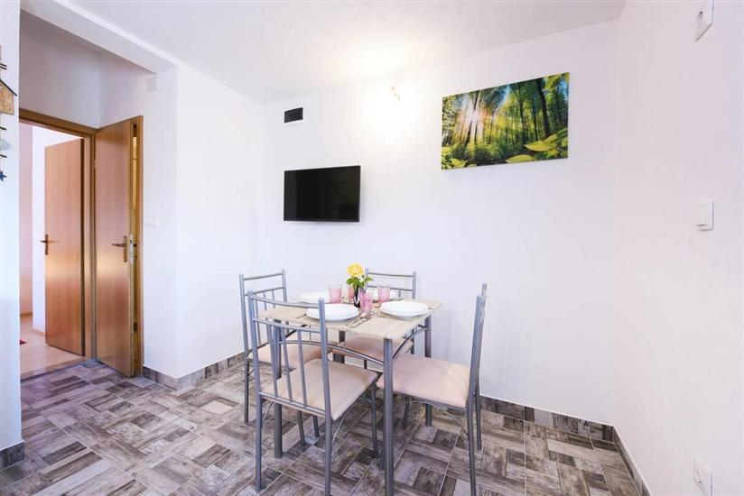 Apartment A1, for 4 persons