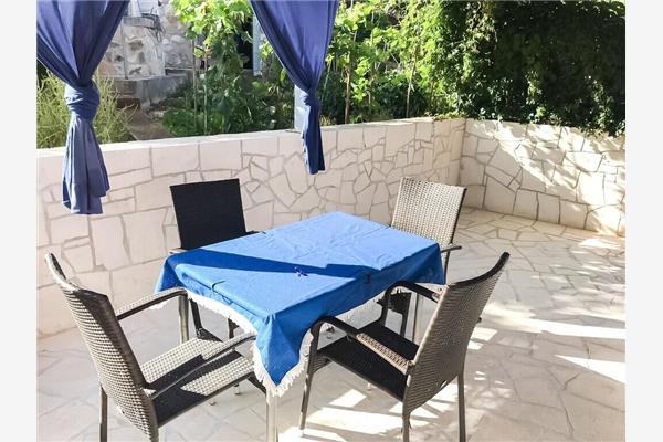 Apartment A2, for 4 persons