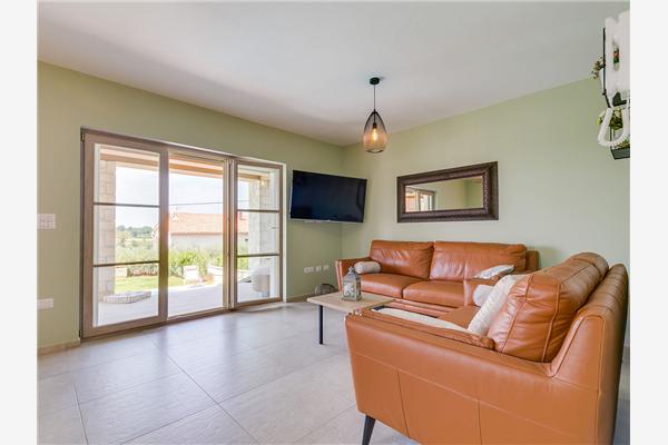 House K1, for 8 persons