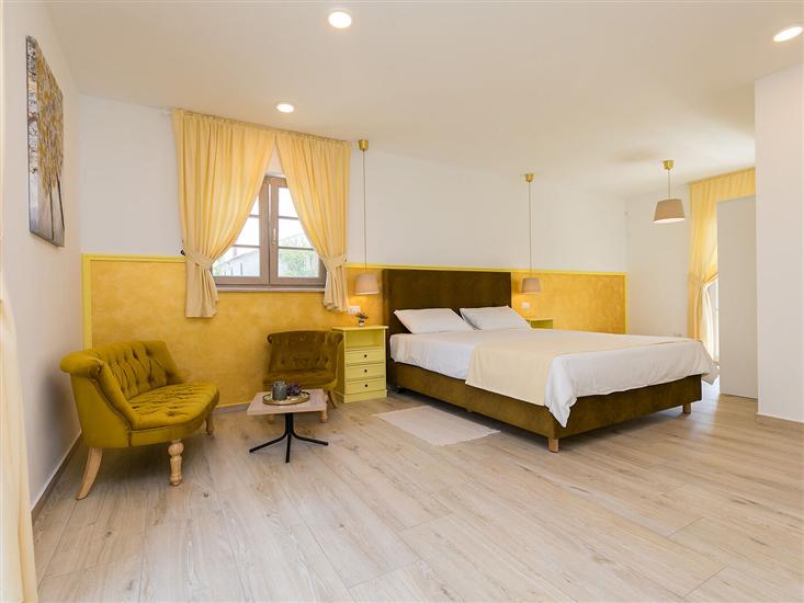 House K1, for 8 persons