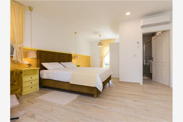 House K1, for 8 persons