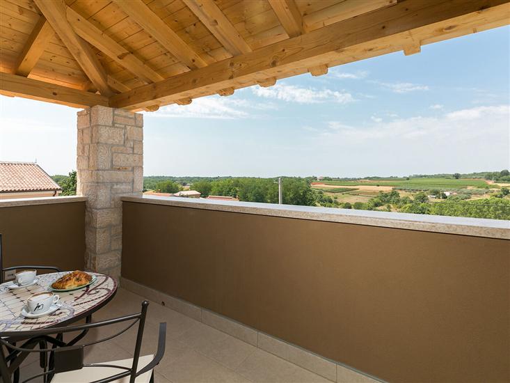 House K1, for 8 persons