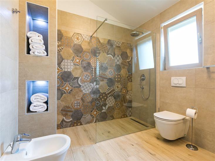 House K1, for 8 persons