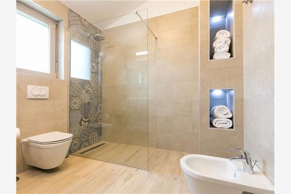 House K1, for 8 persons