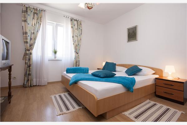 Apartment A2, for 3 persons