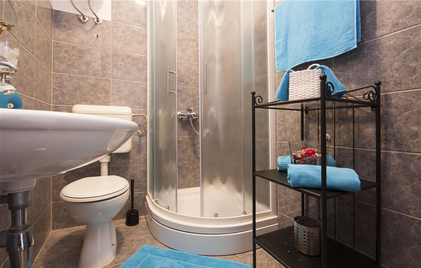 Apartment A2, for 3 persons