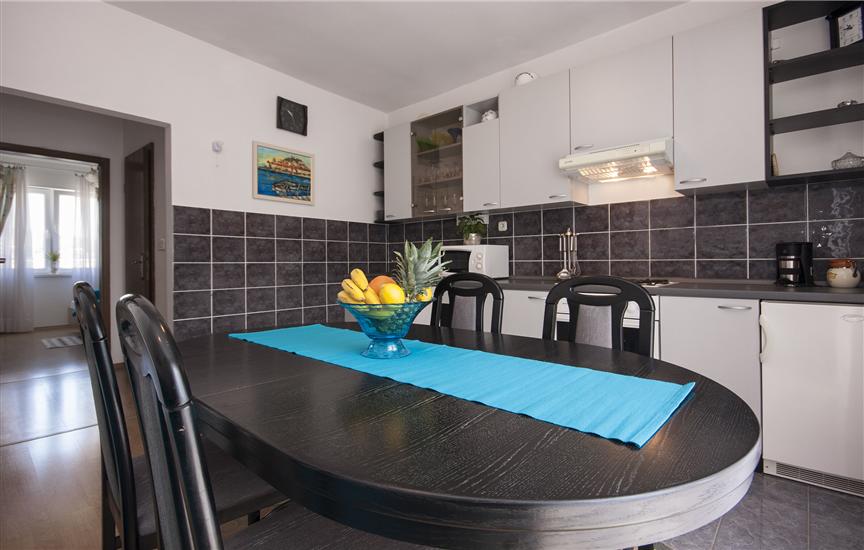 Apartment A2, for 3 persons