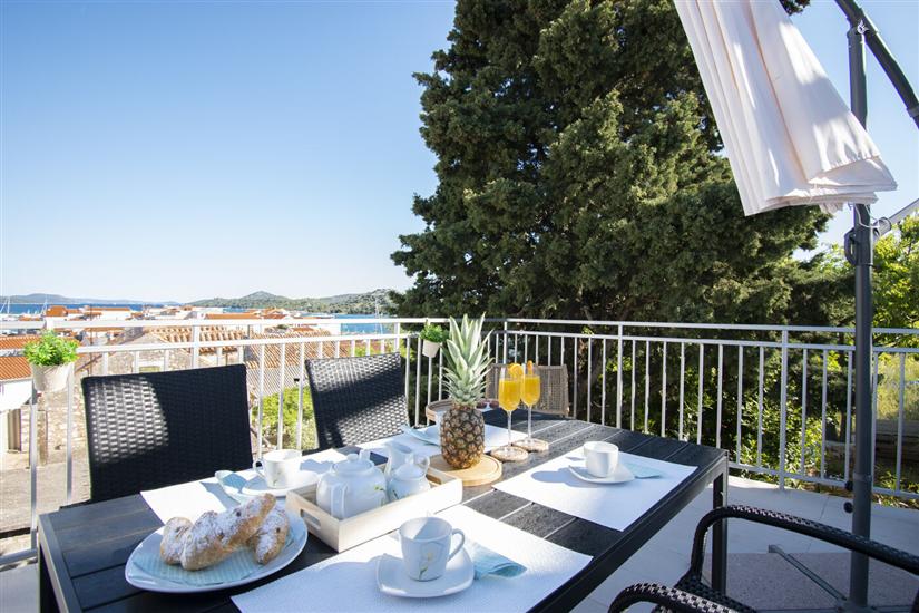 Apartment A3, for 5 persons