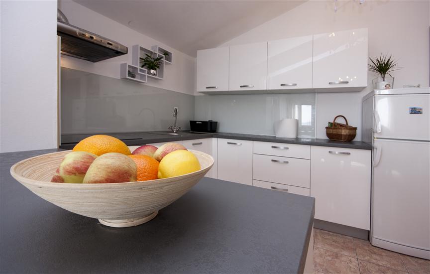 Apartment A3, for 5 persons