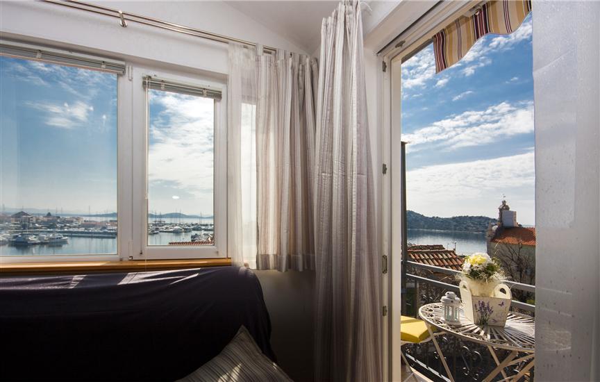 Apartment A3, for 5 persons