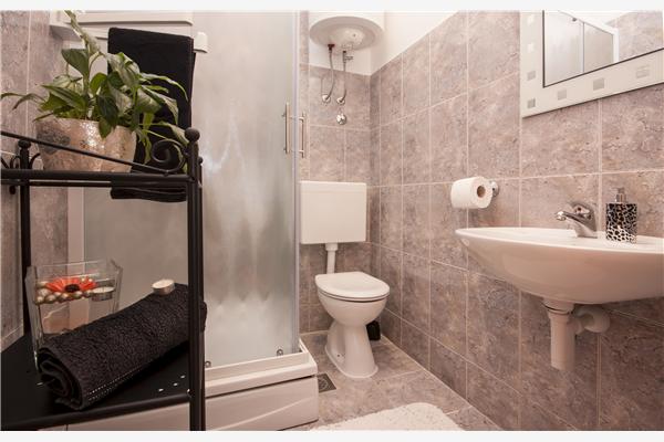 Apartment A3, for 5 persons