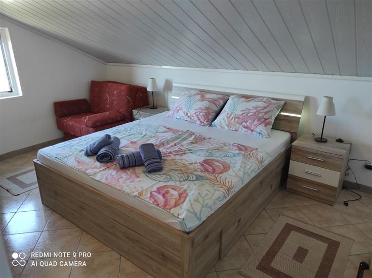 Apartment A1, for 4 persons