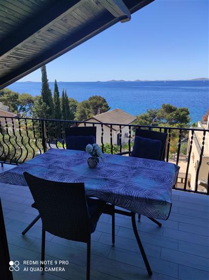 Apartment A1, for 4 persons