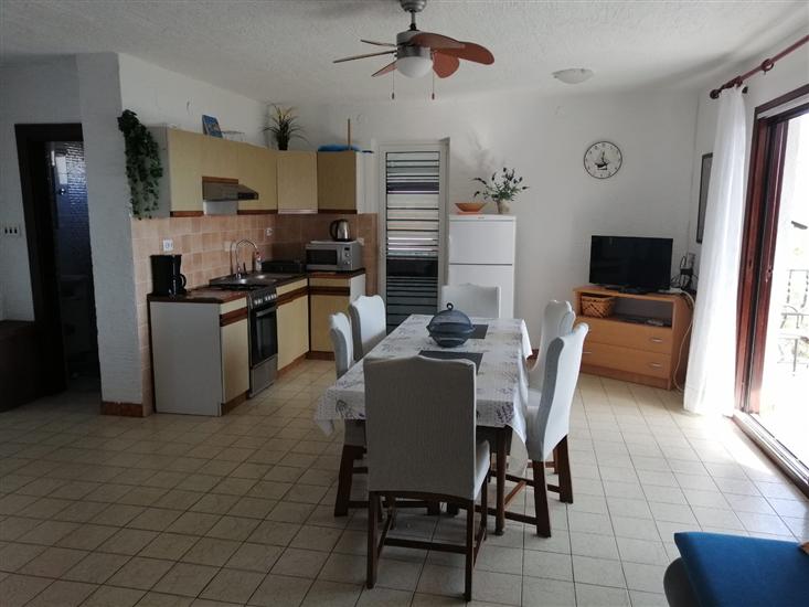 Apartment A2, for 4 persons
