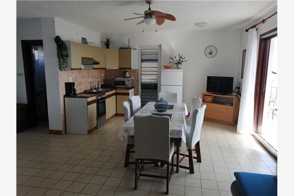 Apartment A2, for 4 persons