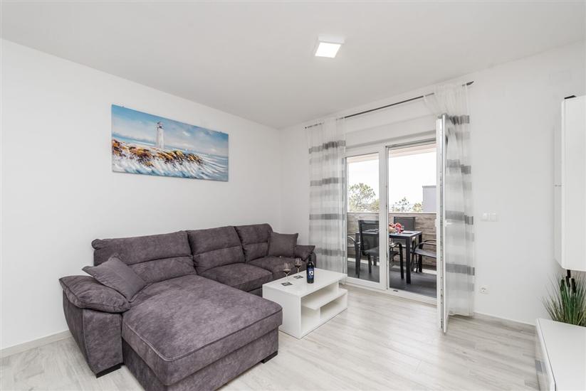 Apartment A1, for 6 persons