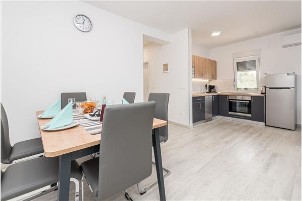 Apartment A1, for 6 persons