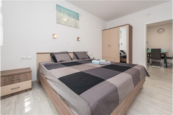 Apartment A1, for 6 persons