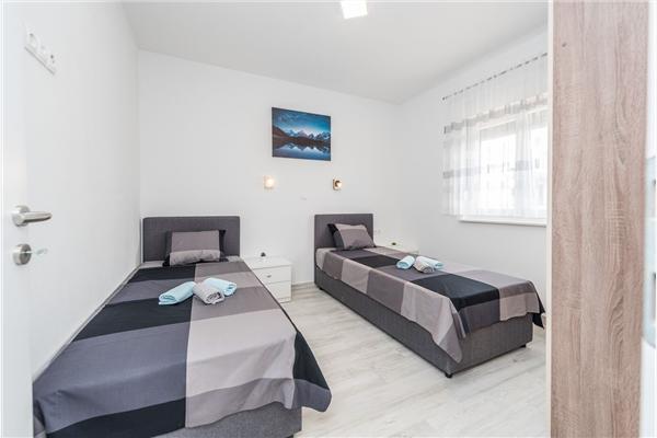 Apartment A1, for 6 persons