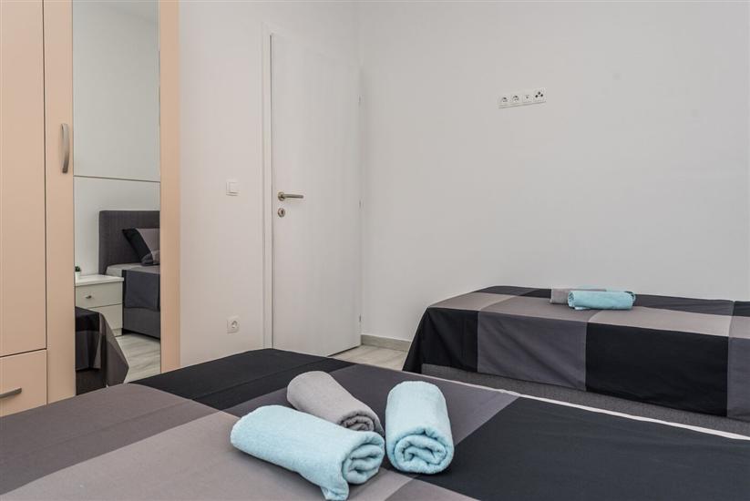 Apartment A1, for 6 persons