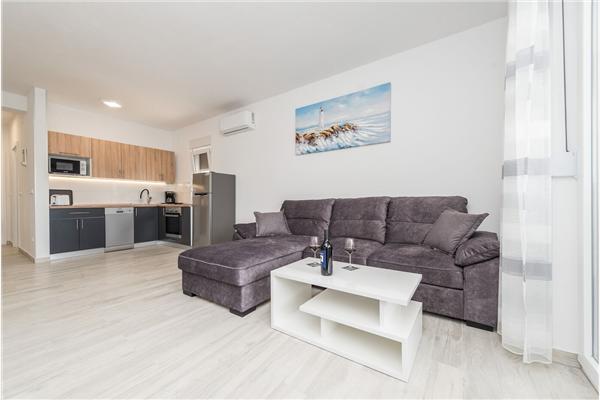 Apartment A2, for 6 persons
