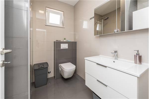 Apartment A2, for 6 persons