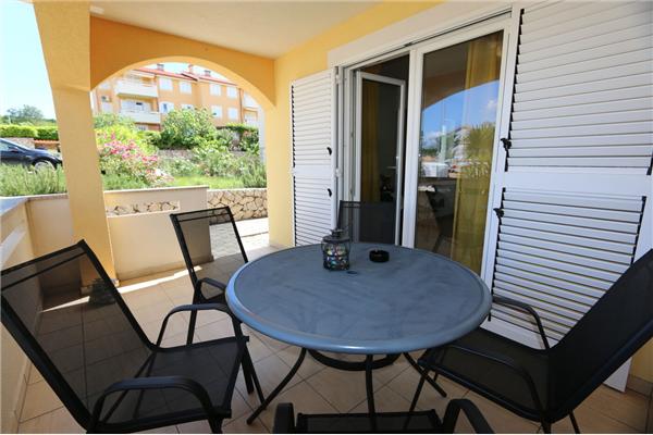 Apartment A2, for 4 persons