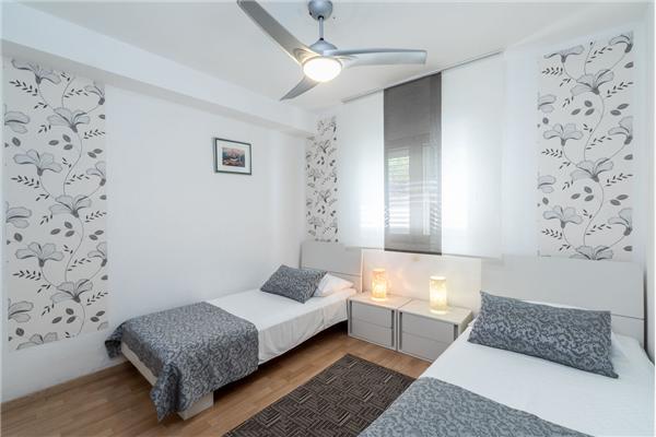 Apartment A2, for 5 persons