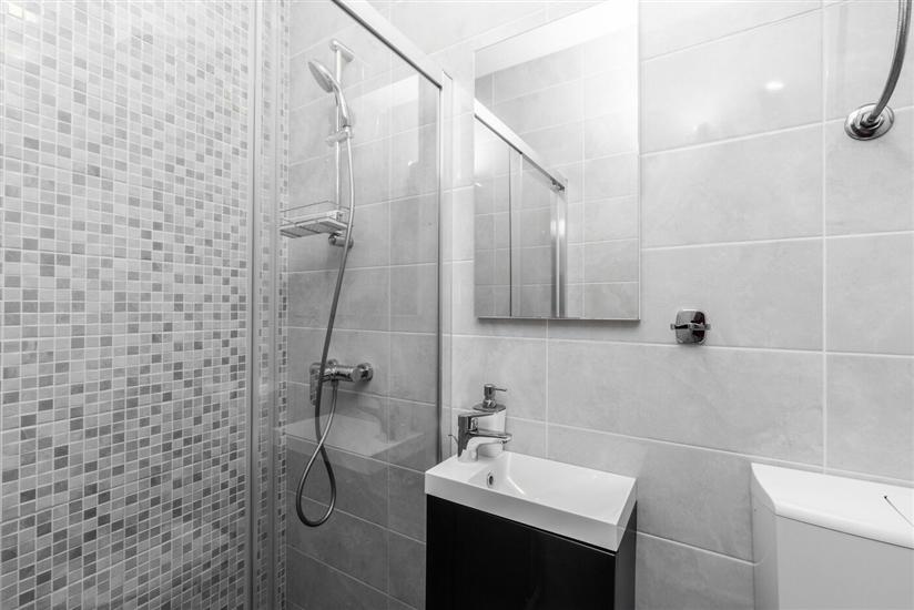 Apartment A2, for 5 persons