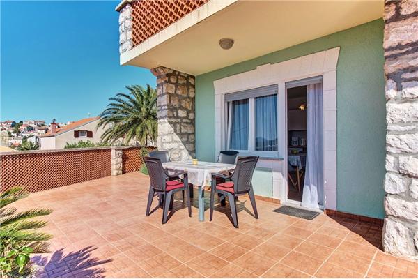 Apartment A1, for 4 persons