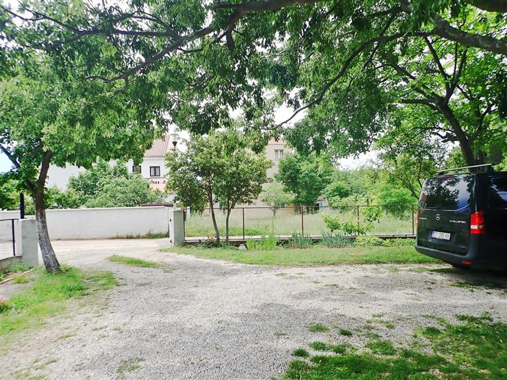 Apartmaji KIWI-near Paklenica NP